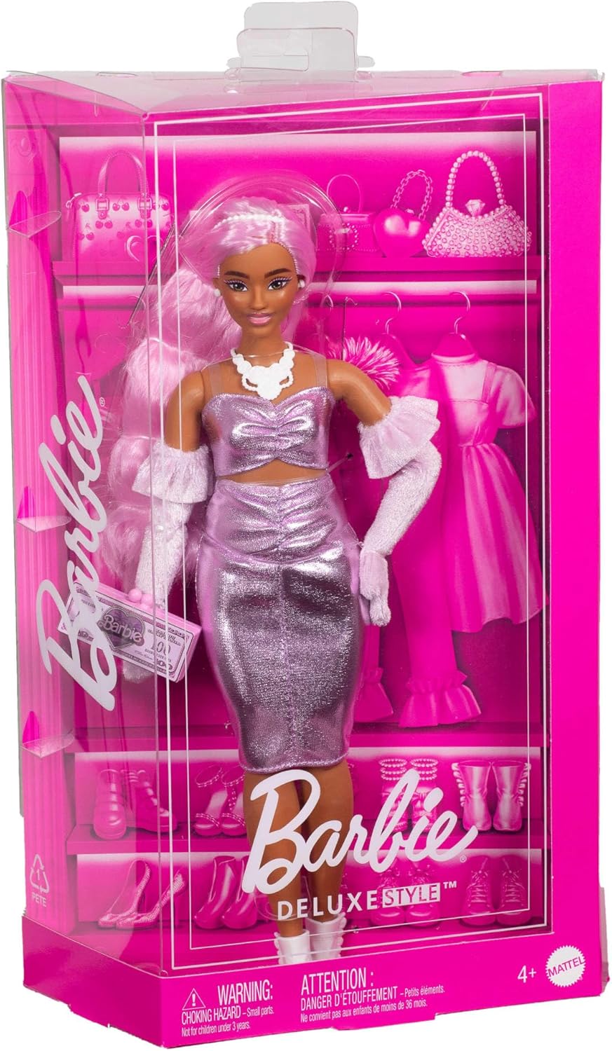 Thumbnail 5 de Barbie Deluxe Style Doll #1 in Barbiecore Outfit – Pink Hair, Glossy Pink Dress and Accessorised Glam
