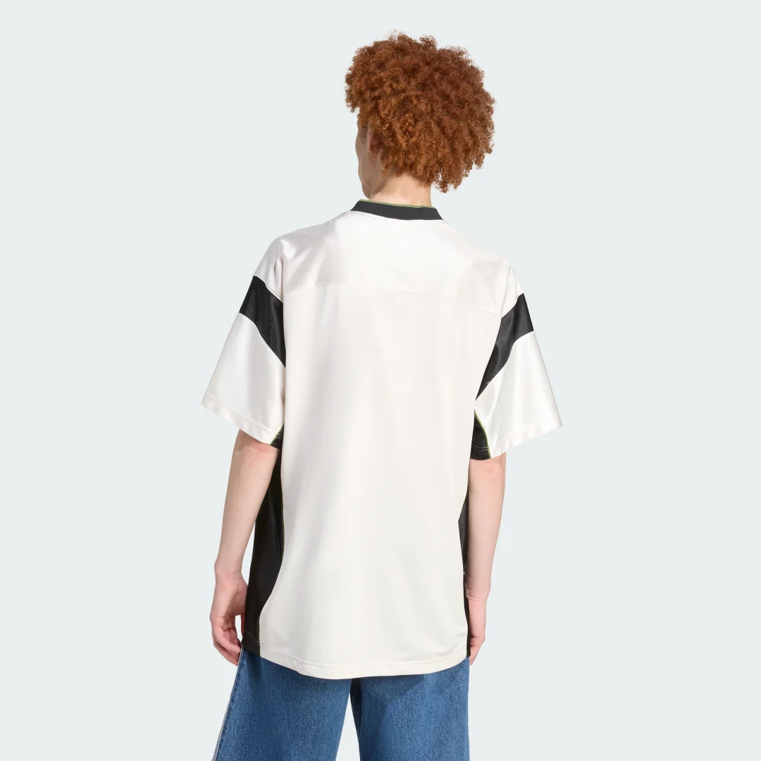 Detalle de Camiseta de fútbol Adidas – blanca