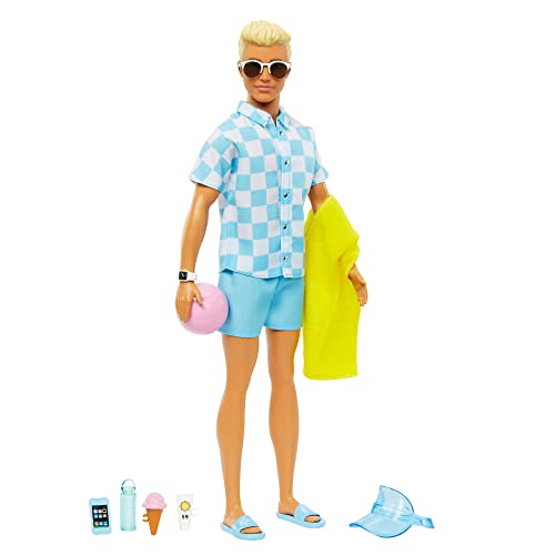 Detalle de Barbie Ken biondo da spiaggia con costume azzurro e camicia blu – set completo per avventure estive