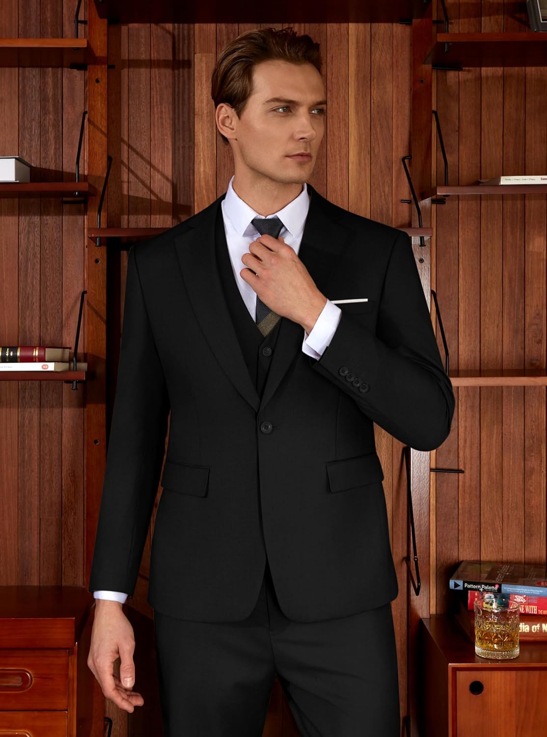 Detalle 2 de WULFUL Slim Fit 3-Piece Suit