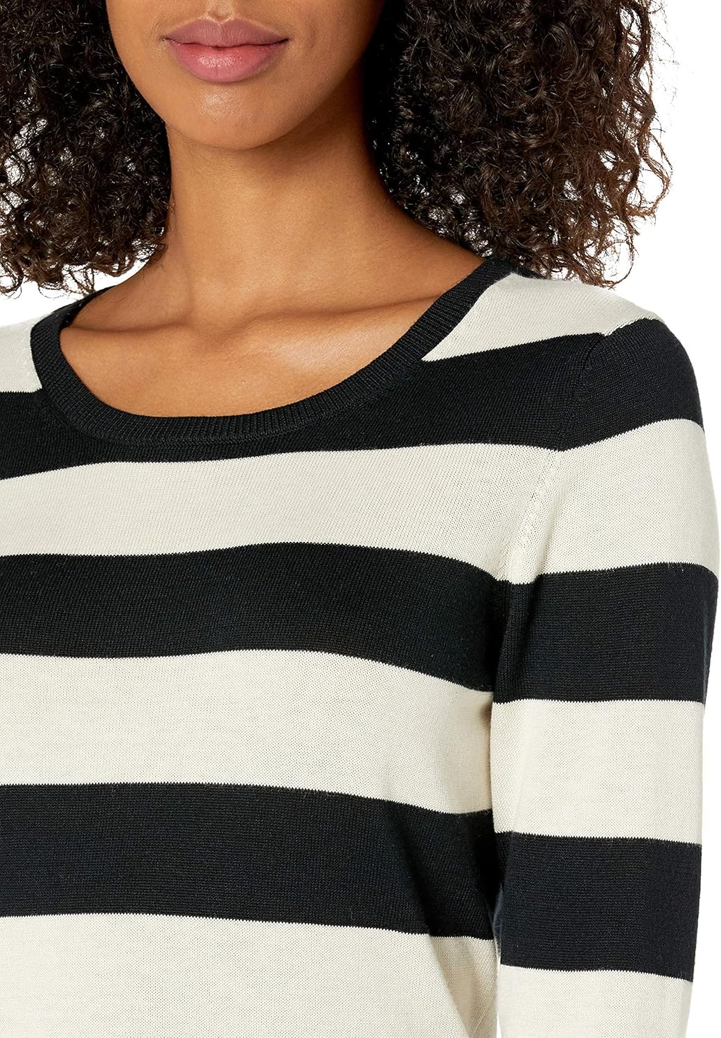 Thumbnail 2 de Amazon Essentials Damen Langärmliger Pullover mit Rundhalsausschnitt – Leicht, Übergröße
