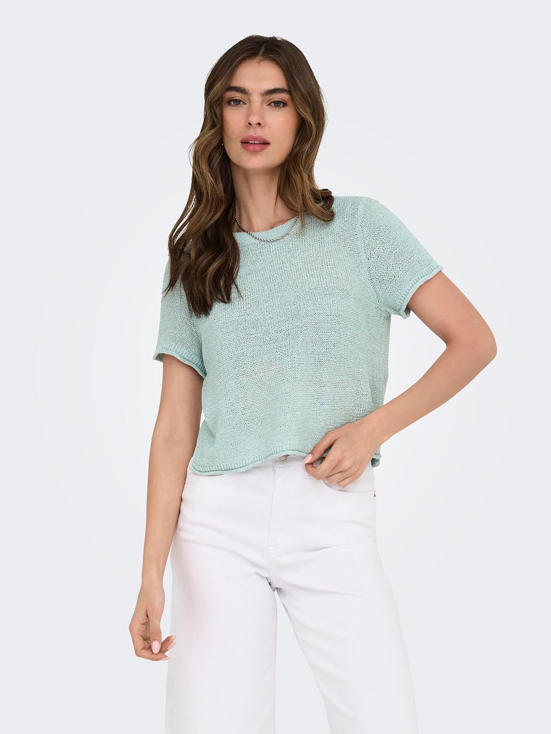 Detalle de ONLY Knitted Top ONLSUNNY Knitted Top: comfort e stile in un capo indispensabile