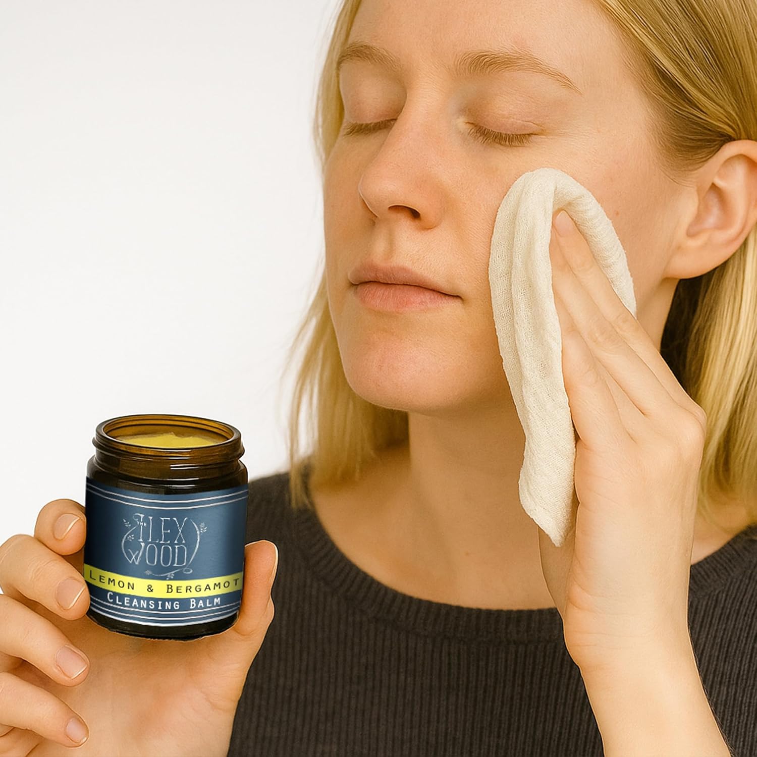 Detalle 2 de The Ilex Wood Lemon & Bergamot Cleansing Balm — 60ml
