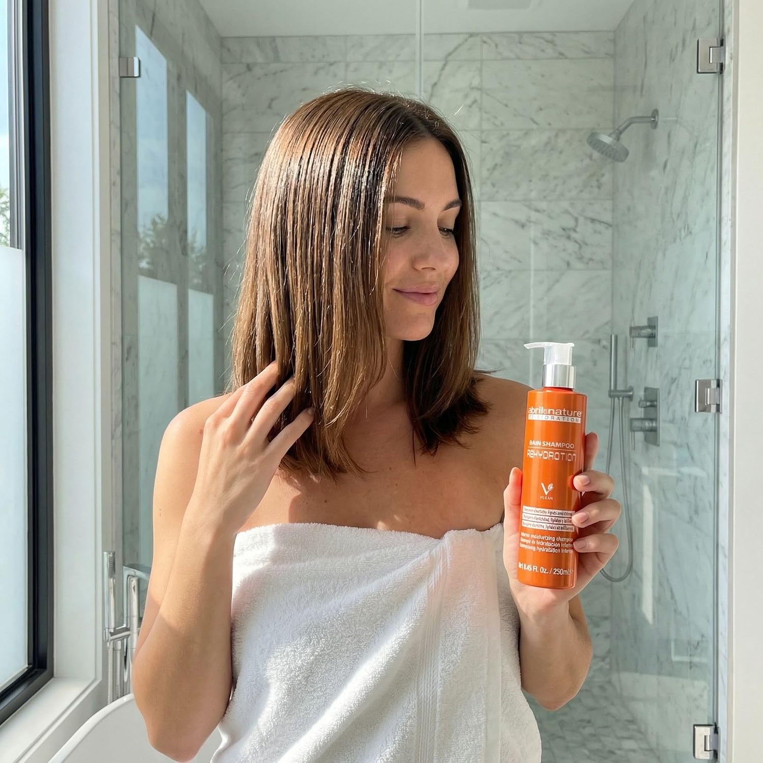 Detalle de abril et nature - Maschera per Capelli Rehydration 200 ml