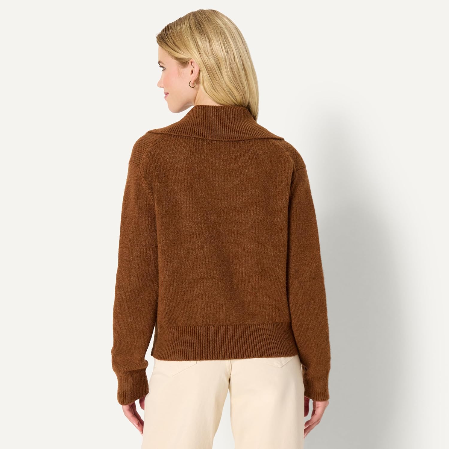 Thumbnail 1 de Amazon Essentials Women’s Relaxed-Fit Button Collar Jumper