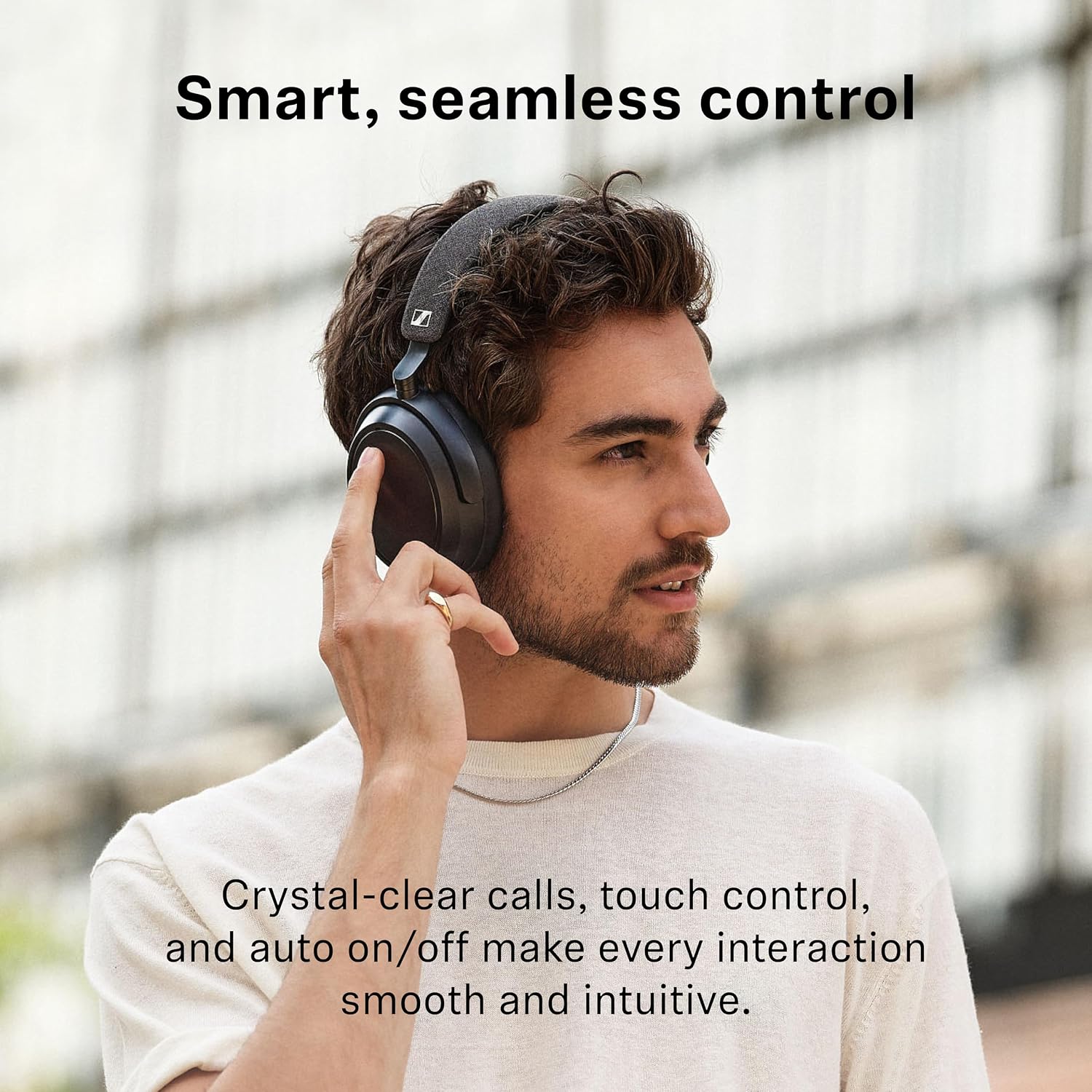 Thumbnail 6 de Sennheiser MOMENTUM 4 wireless headphones
