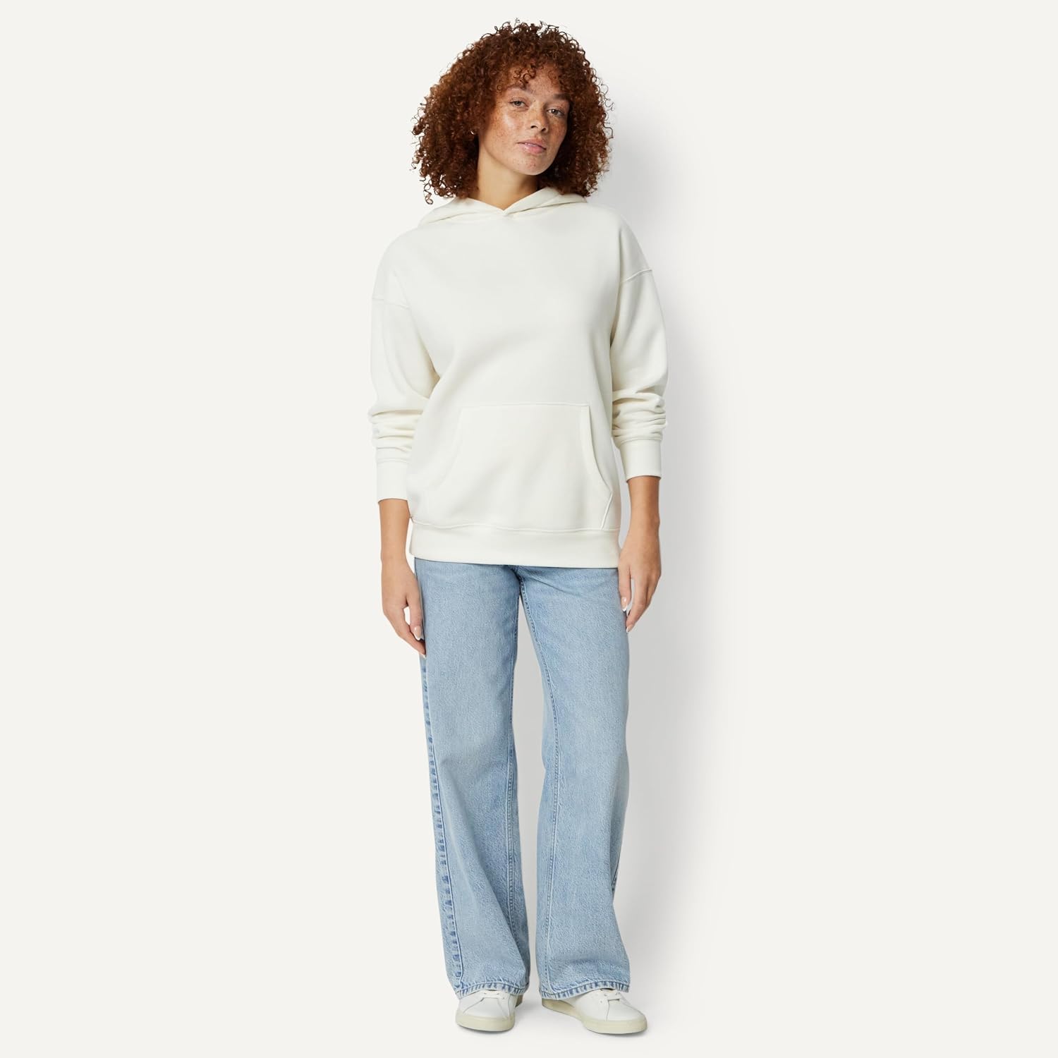 Detalle de Amazon Essentials Damen Oversize Fleece-Kapuzenpullover, Hoodie – Bequemer Allrounder mit großzügigem Schnitt