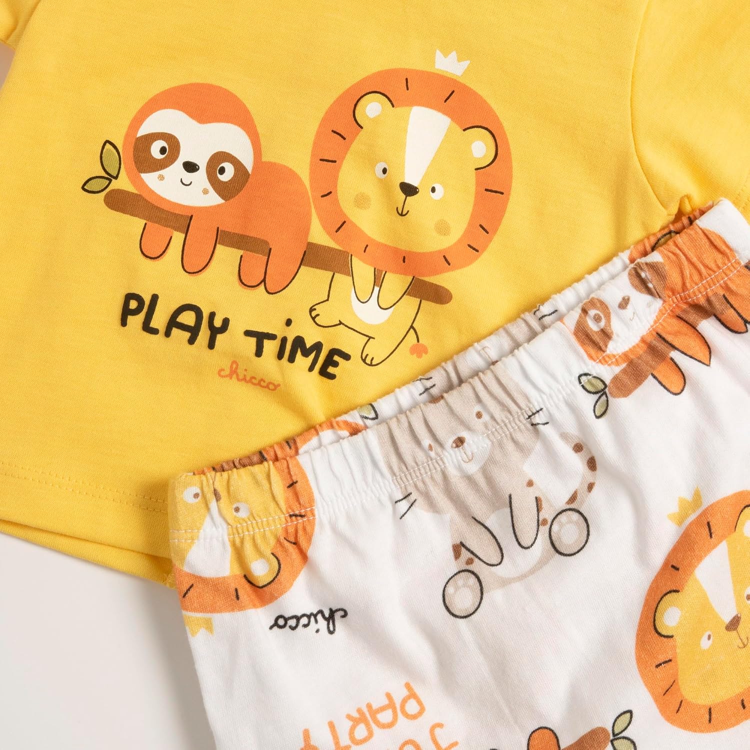 Detalle de Ensemble bébé Chicco avec T-shirt et Short – coton 0-24 mois, ouverture dos