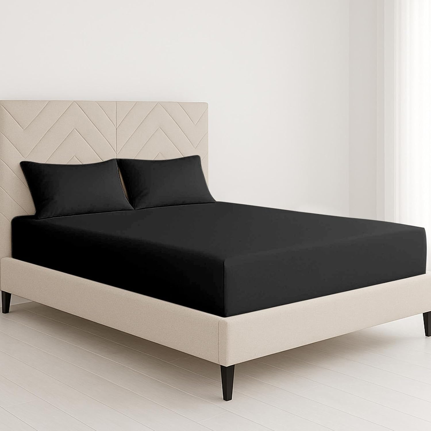 Detalle de CHCOMFORT ChComfort Deep King fitted sheet with 2 matching pillowcases in black microfibre