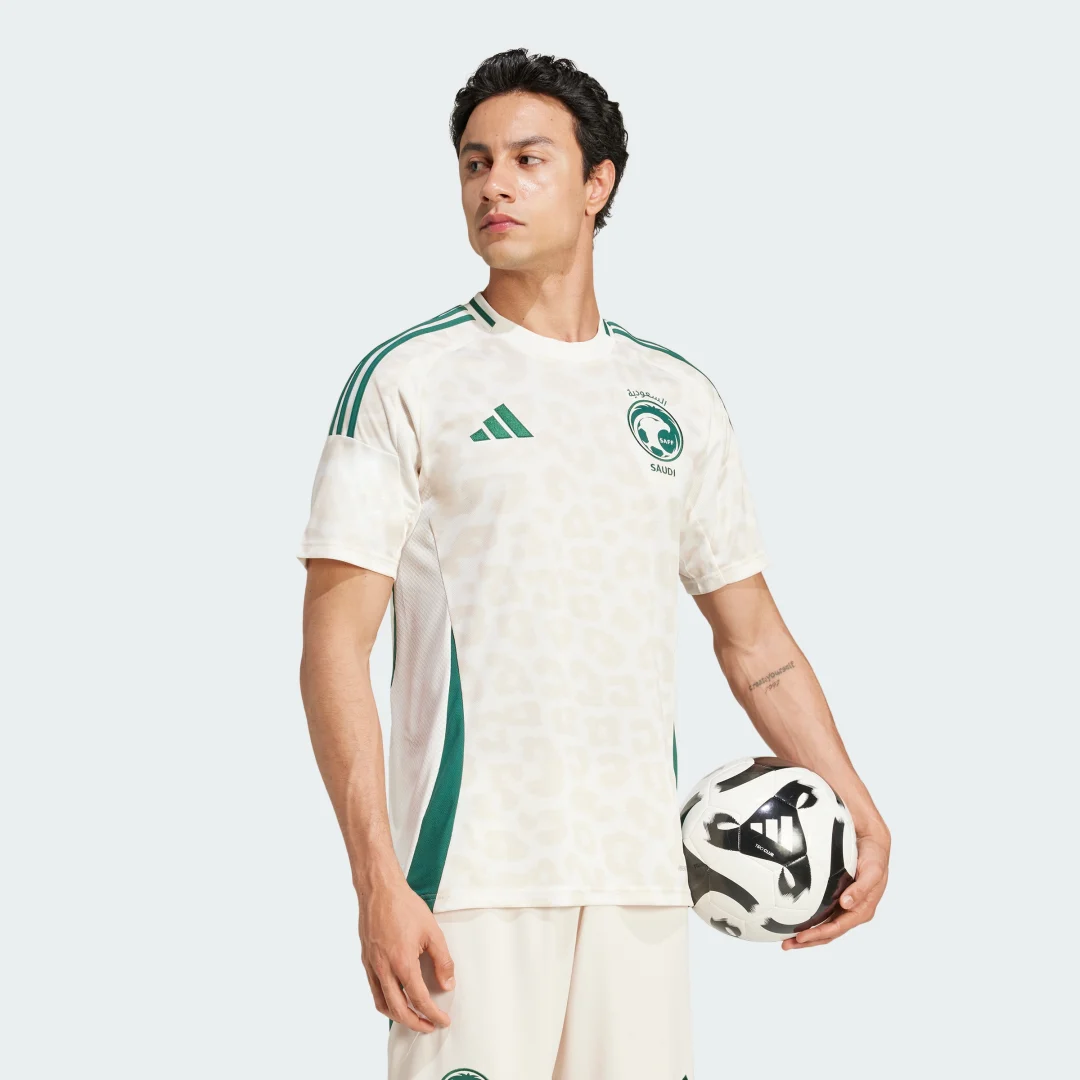 Detalle de Camiseta segunda equipación Arabia Saudí 24 de Adidas