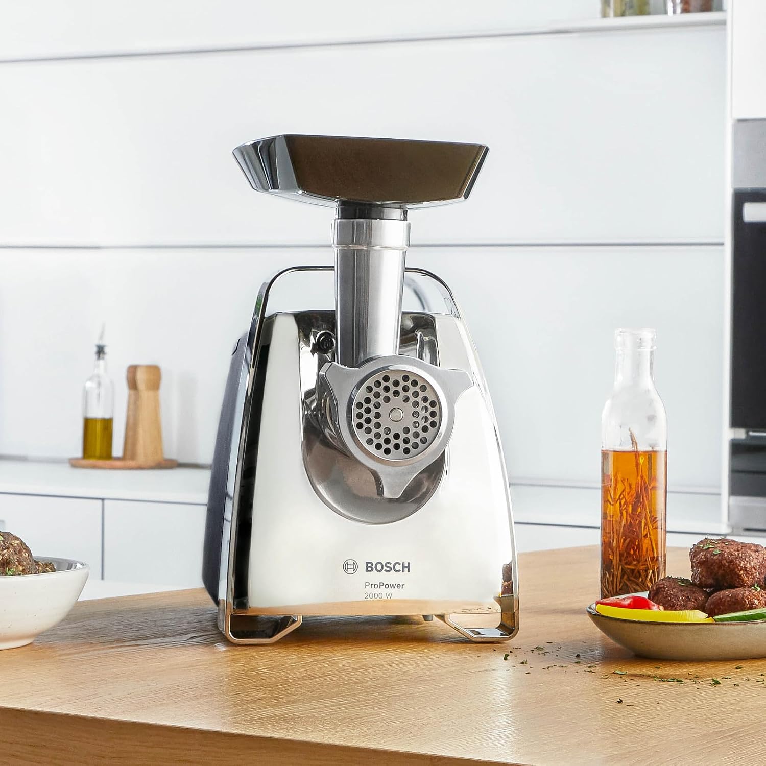 Detalle 1 de Bosch MFW67440 Fleischwolf 2000 W 🍖