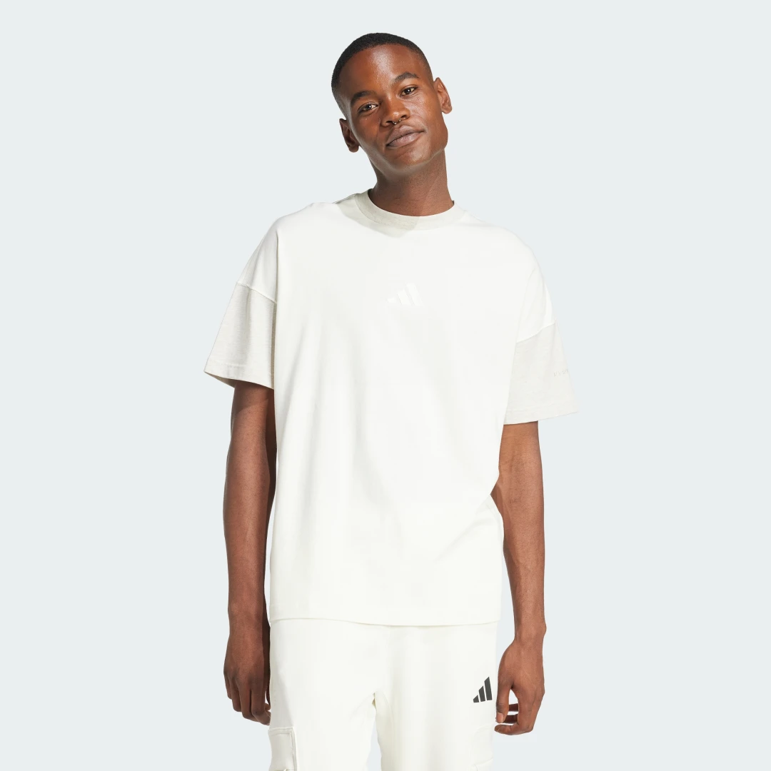 Detalle de Camiseta ALL SZN Colorblock de Adidas – Blanco