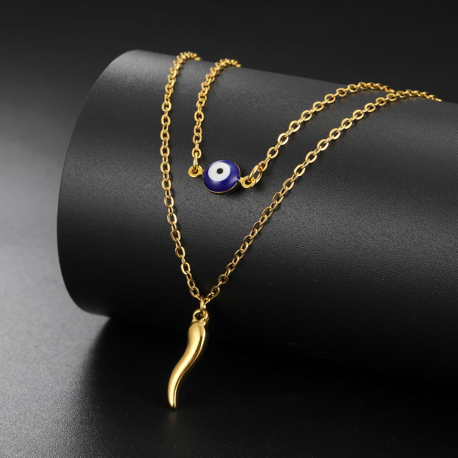 Detalle de VASSAGO Evil Eye Necklace with Italian Horn Pendant – Layered Turkish Blue Eye Protection Jewellery