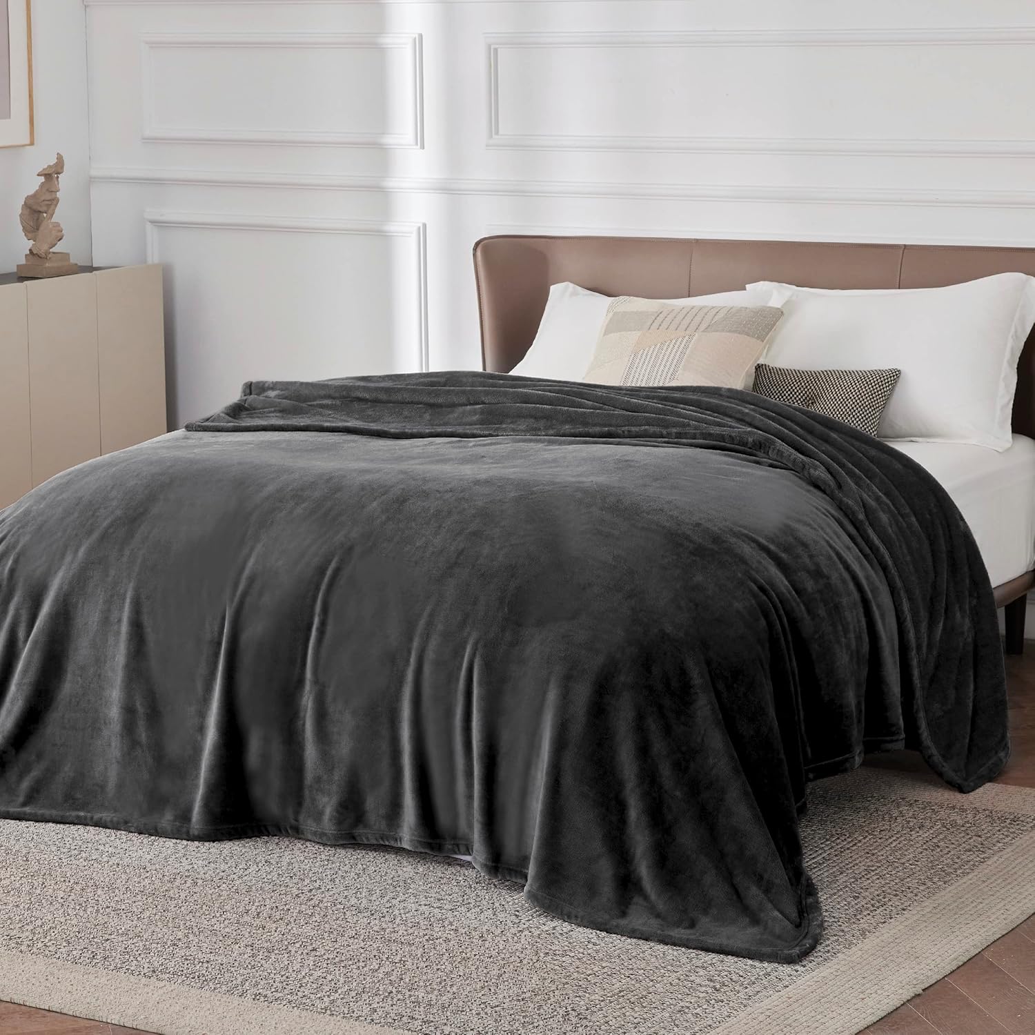 Thumbnail 1 de Bedsure Kuscheldecke Flauschig Decke Fleecedecke 220x240 cm Dunkelgrau – Weich, Warm, XXL