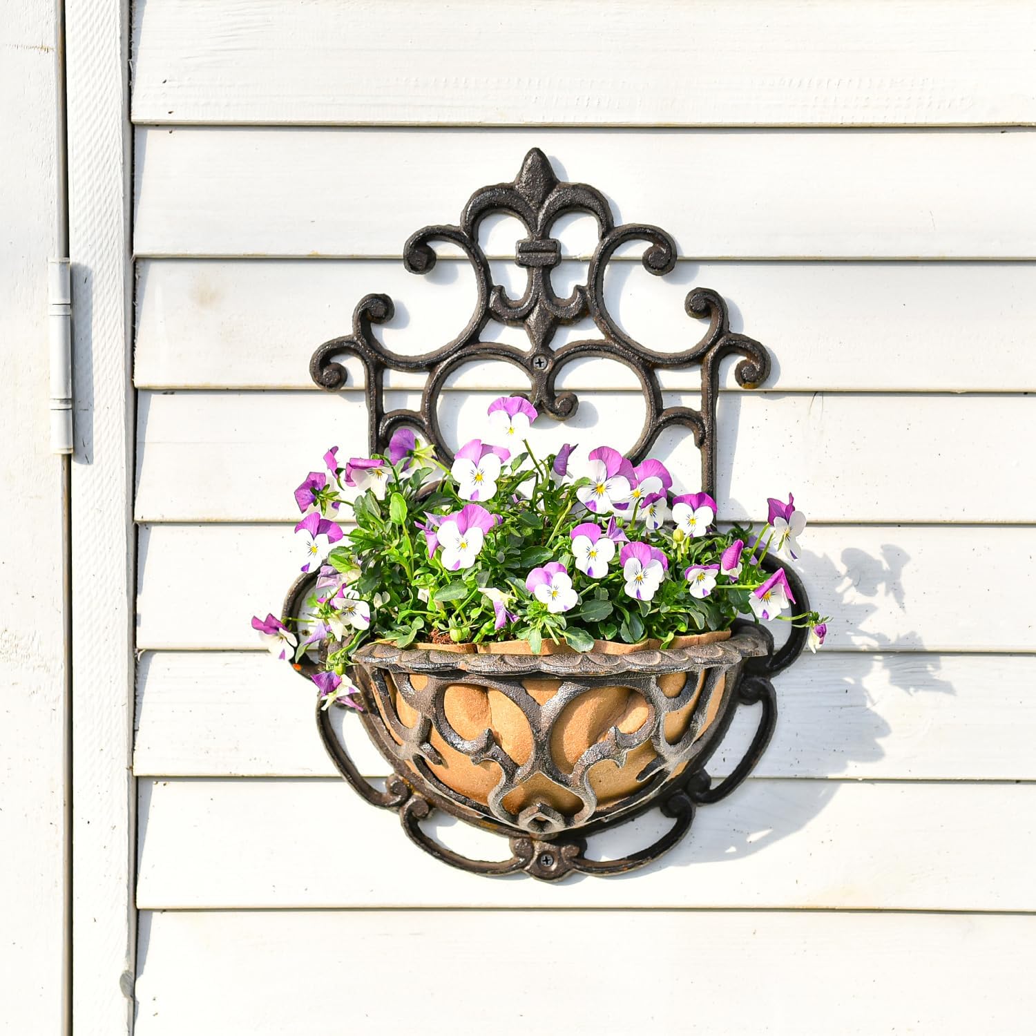 Detalle de Sungmor cast-iron wall planter baskets