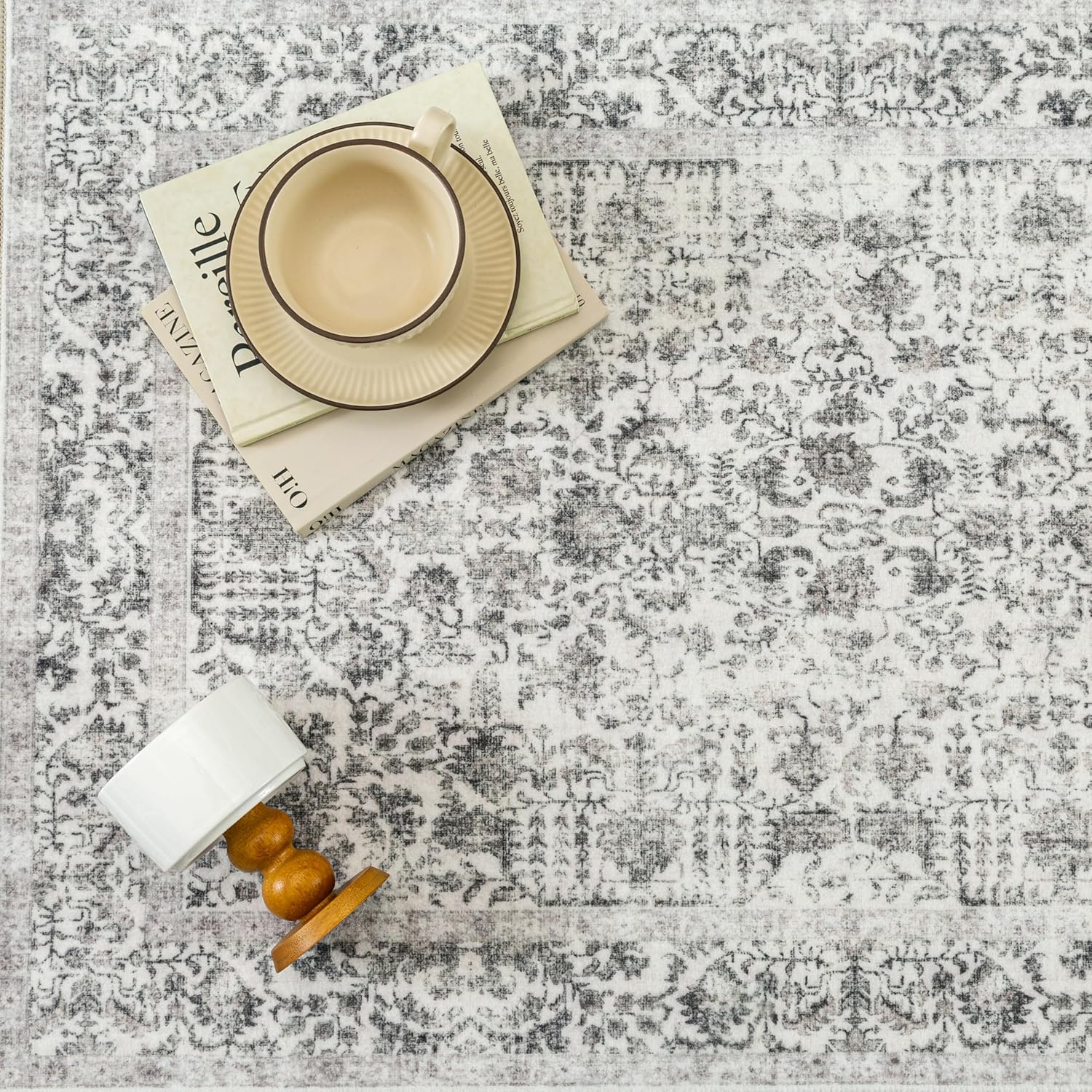 Detalle 2 de HUGEAR Vintage Black Rug 240x300cm — Non-Slip, Washable Area Carpet for Living Rooms & More