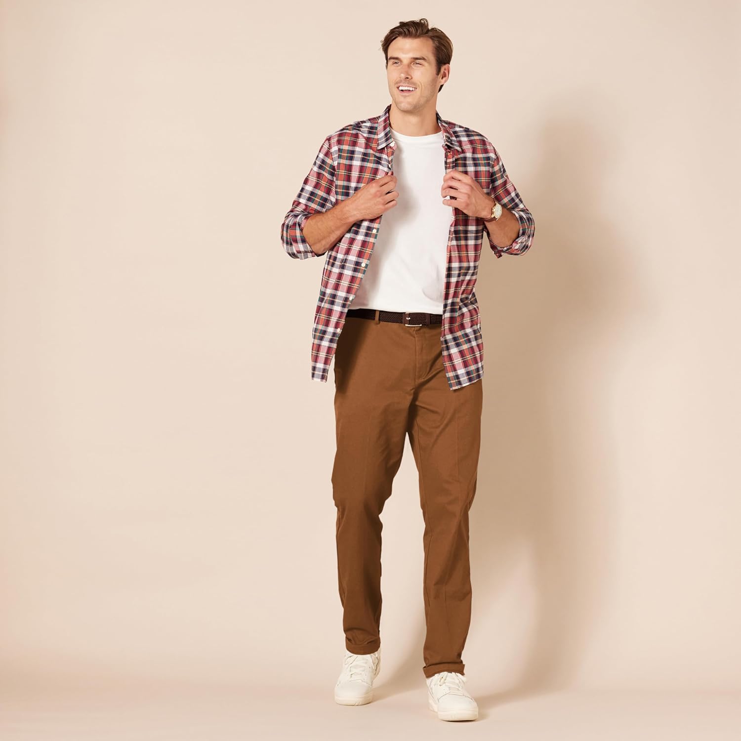 Thumbnail 6 de Amazon Essentials men’s Slim Fit wrinkle-resistant flat-front work chino trousers