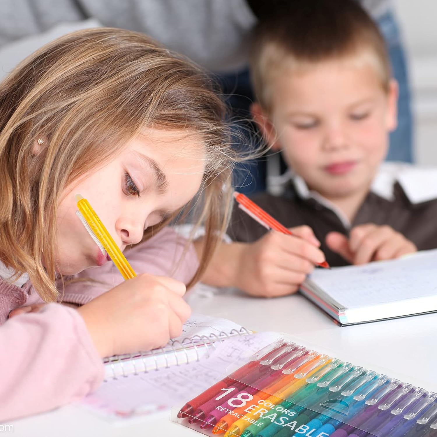 Thumbnail 6 de Vanstek VanstekEGP18 Retractable Erasable Gel Pens, 18 Colors, 0.7 Fine Point