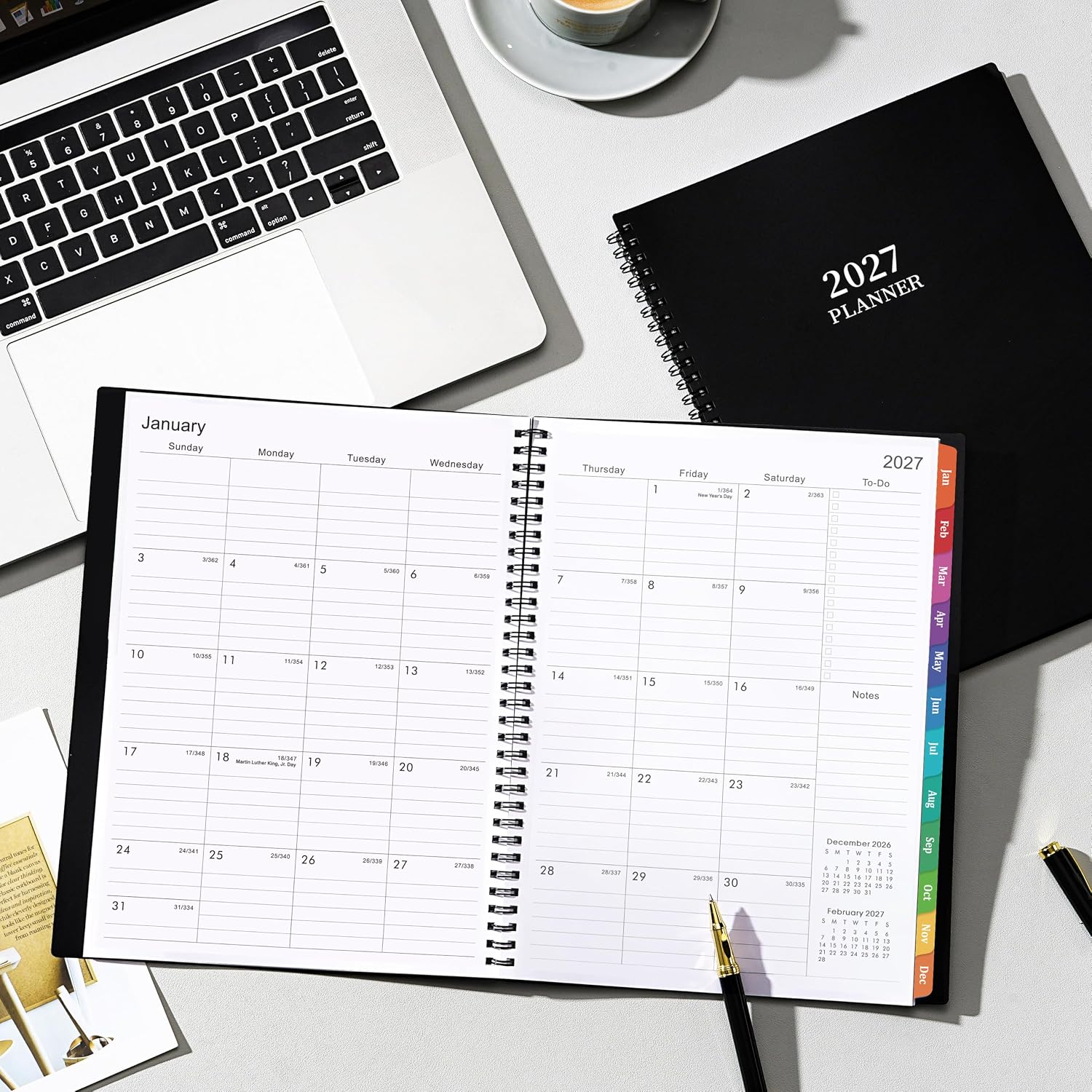 Detalle 2 de 2027 Planner 9" x 11