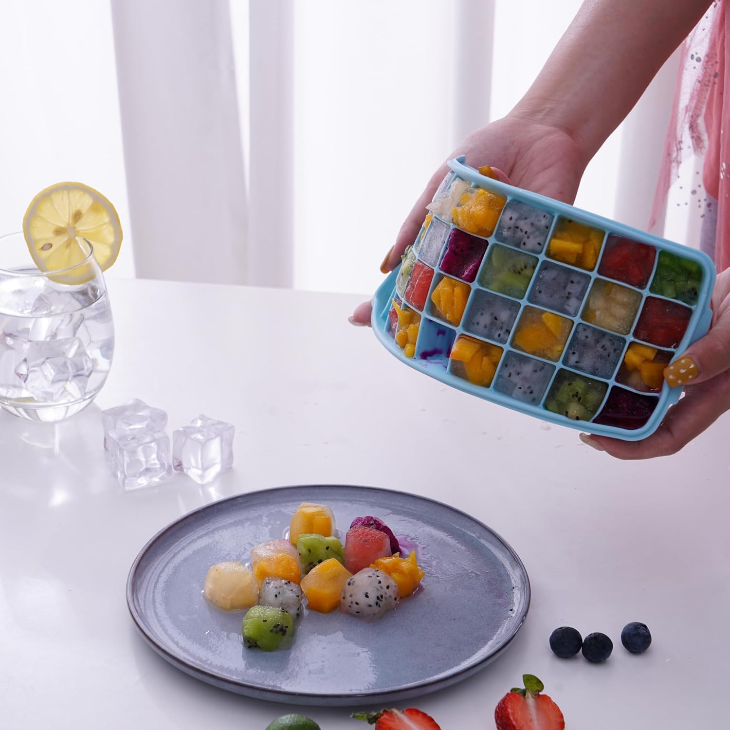 Detalle de Ice cube trays 3 pack, BPA-free silicone