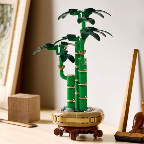 Detalle de LEGO Botanicals Lucky Bamboo – plante artificielle à monter avec pot et socle bois – 10344