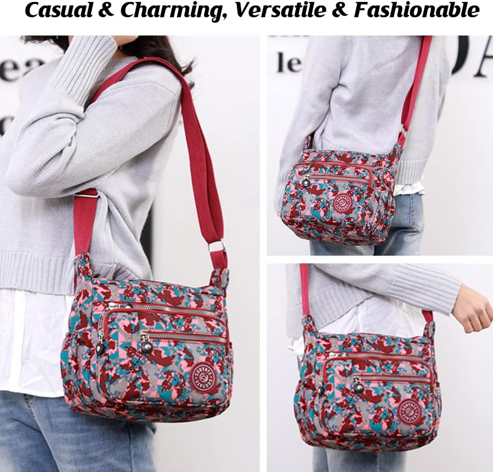 Detalle de Milky Way Nylon Crossbody Bag 9.8in