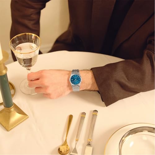 Detalle de Casio COLLECTION Men MTP-B145D-2A2VEF: reloj de acero inoxidable para un estilo sobrio y diario