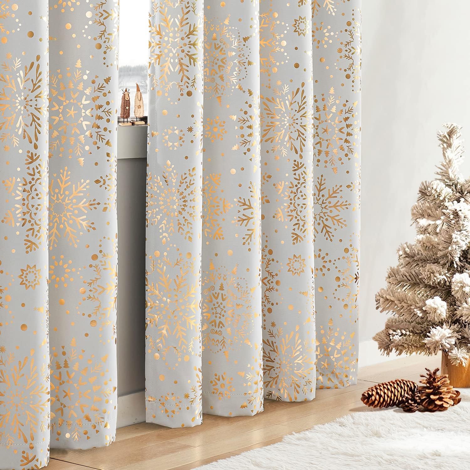 Thumbnail 5 de White Gold blackout curtains with medallion snowflake print – 90 inch triple-weave thermal set (1 pair, grommet)