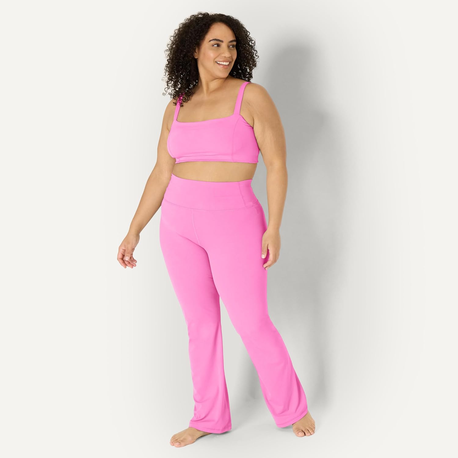 Thumbnail 6 de Amazon Essentials Women's Active FormFlex Buttery Soft Flared Leggings: High Waist, Full Length Yoga Pants