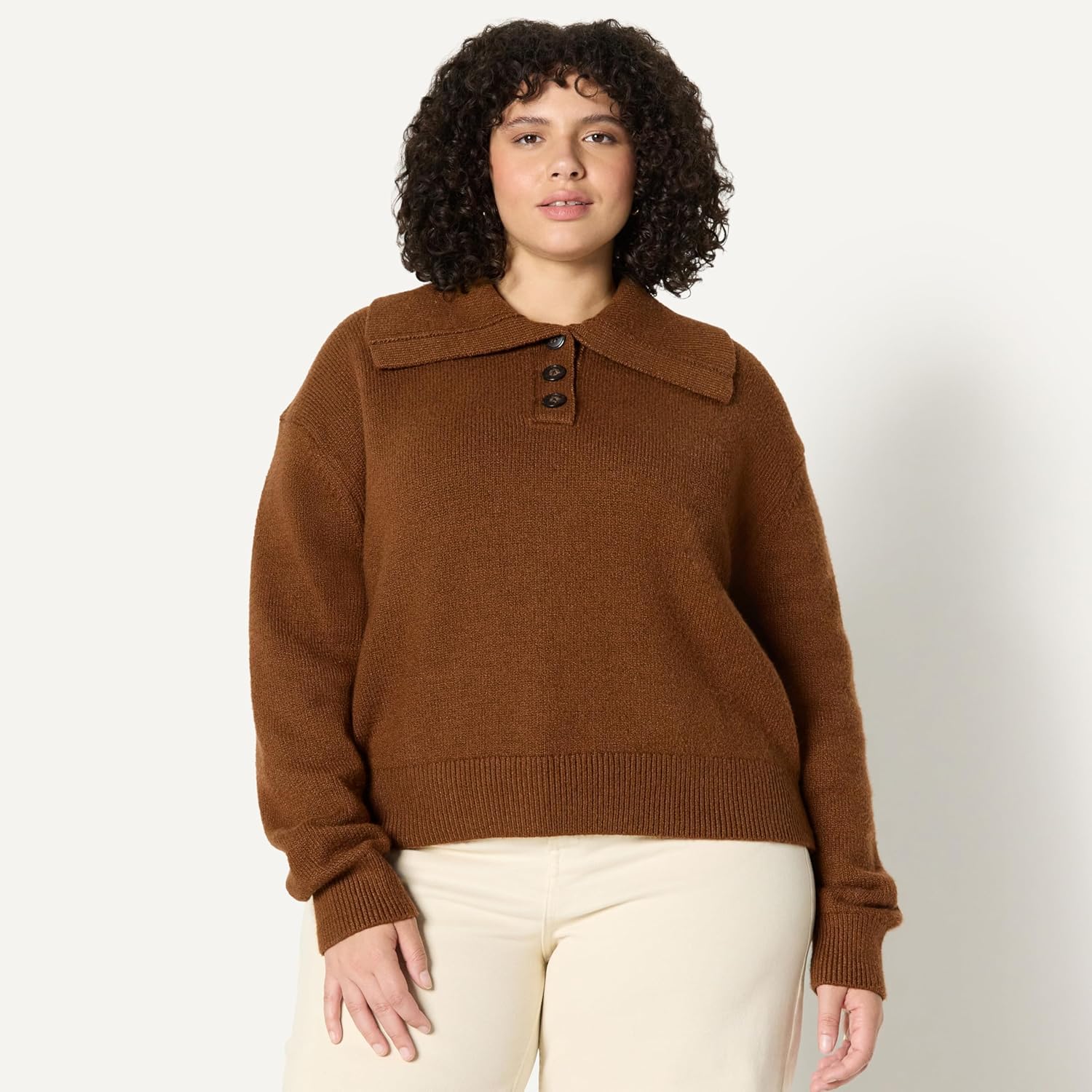Thumbnail 5 de Amazon Essentials Women’s Relaxed-Fit Button Collar Jumper