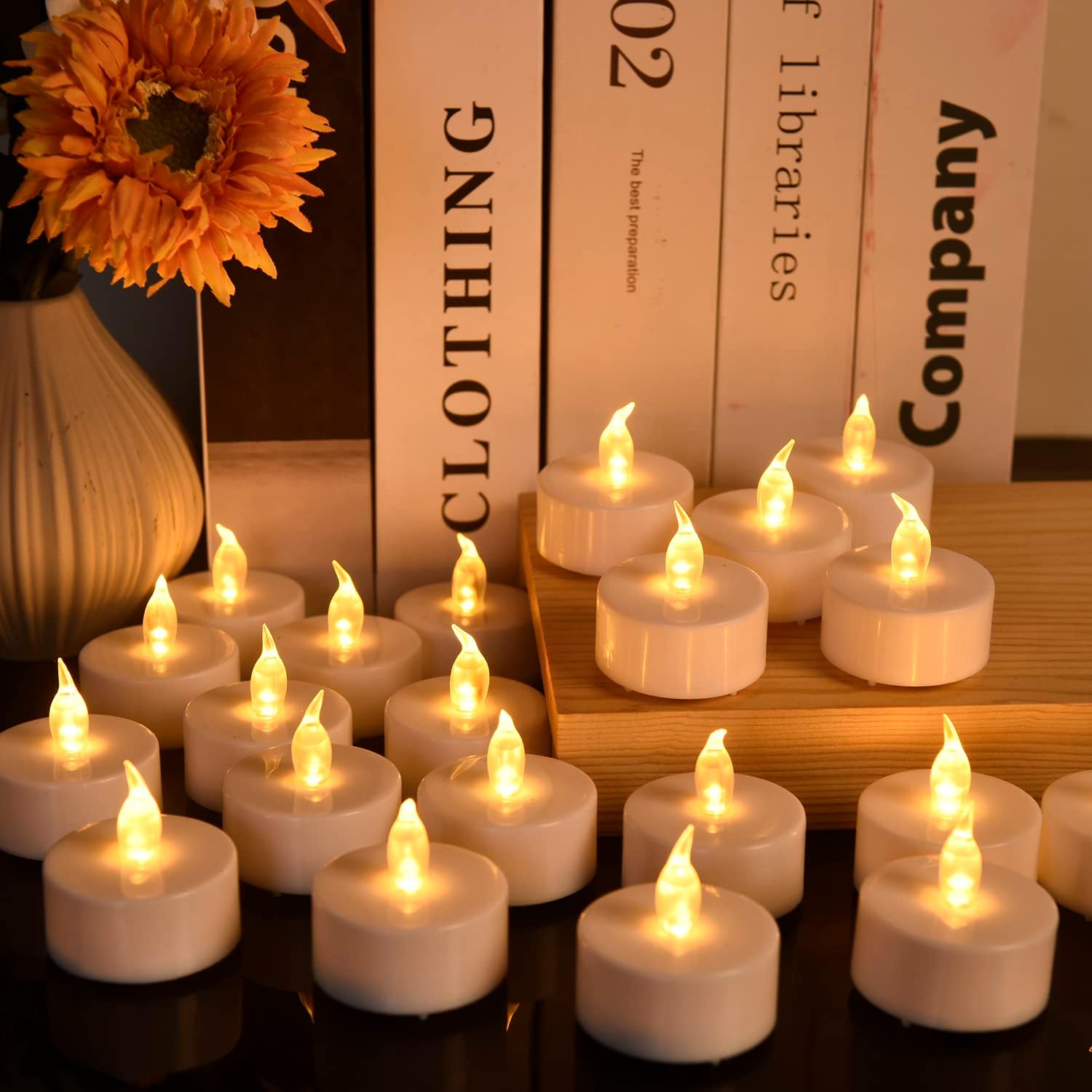 Detalle de Biyanuo 3D Wick Flameless LED Candles — Set of 2 with Remote and 24-Hour Timer (D3H6 inch)