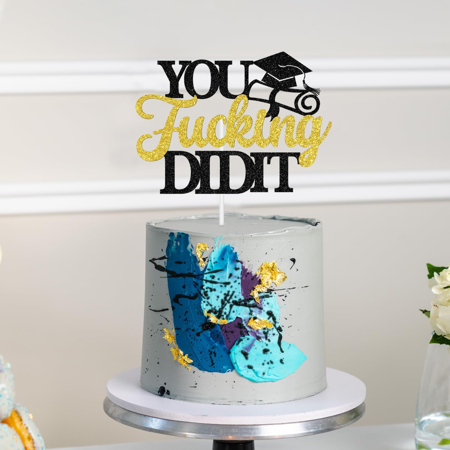 Detalle de Jenrtvis You Did It Graduation Cake Topper, Gold Glitter Class of 2026