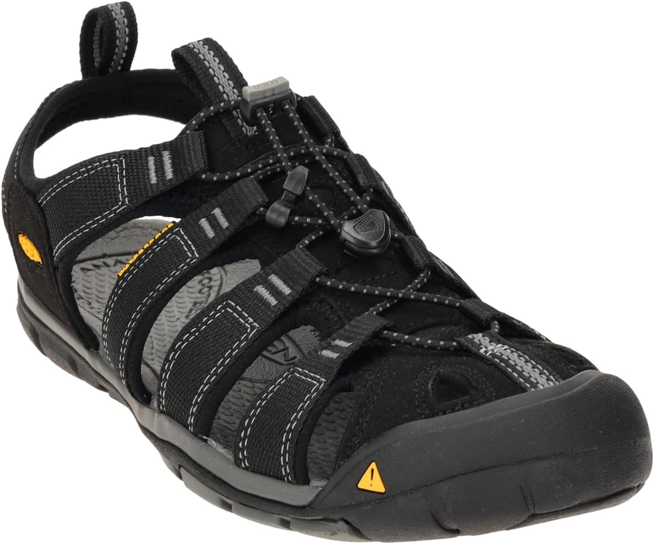 Detalle de KEEN Clearwater CNX Leather: a durable, water-ready hybrid sandal for all‑day comfort