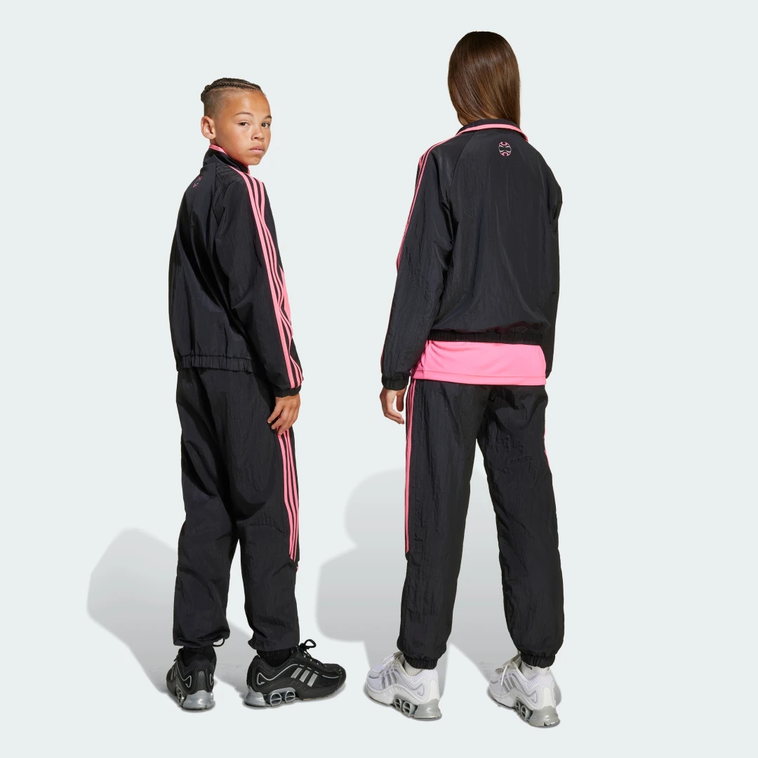 Detalle de Pantalón Teamgeist de Adidas – Negro