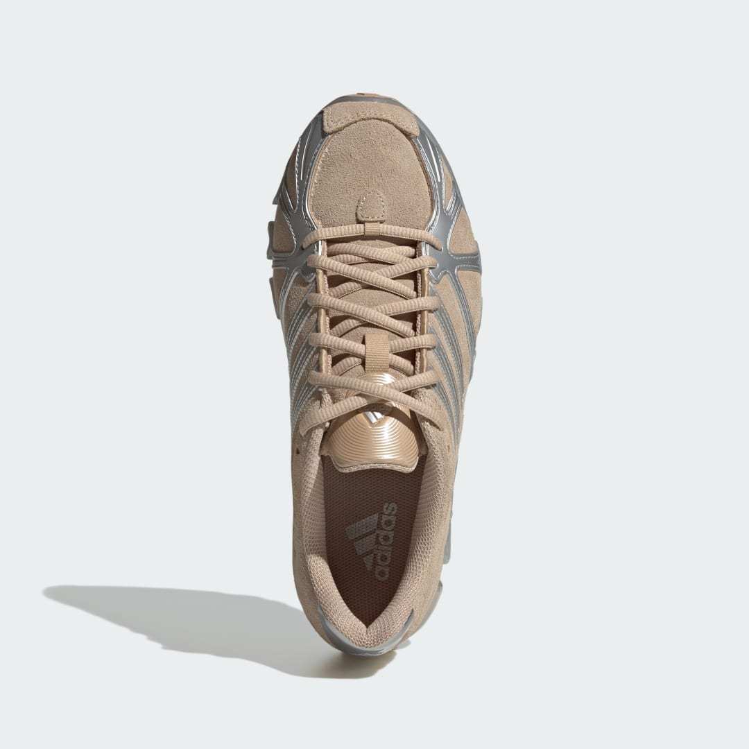 Detalle de Zapatilla Mega GhostRide de Adidas (Beige) – guía de compra