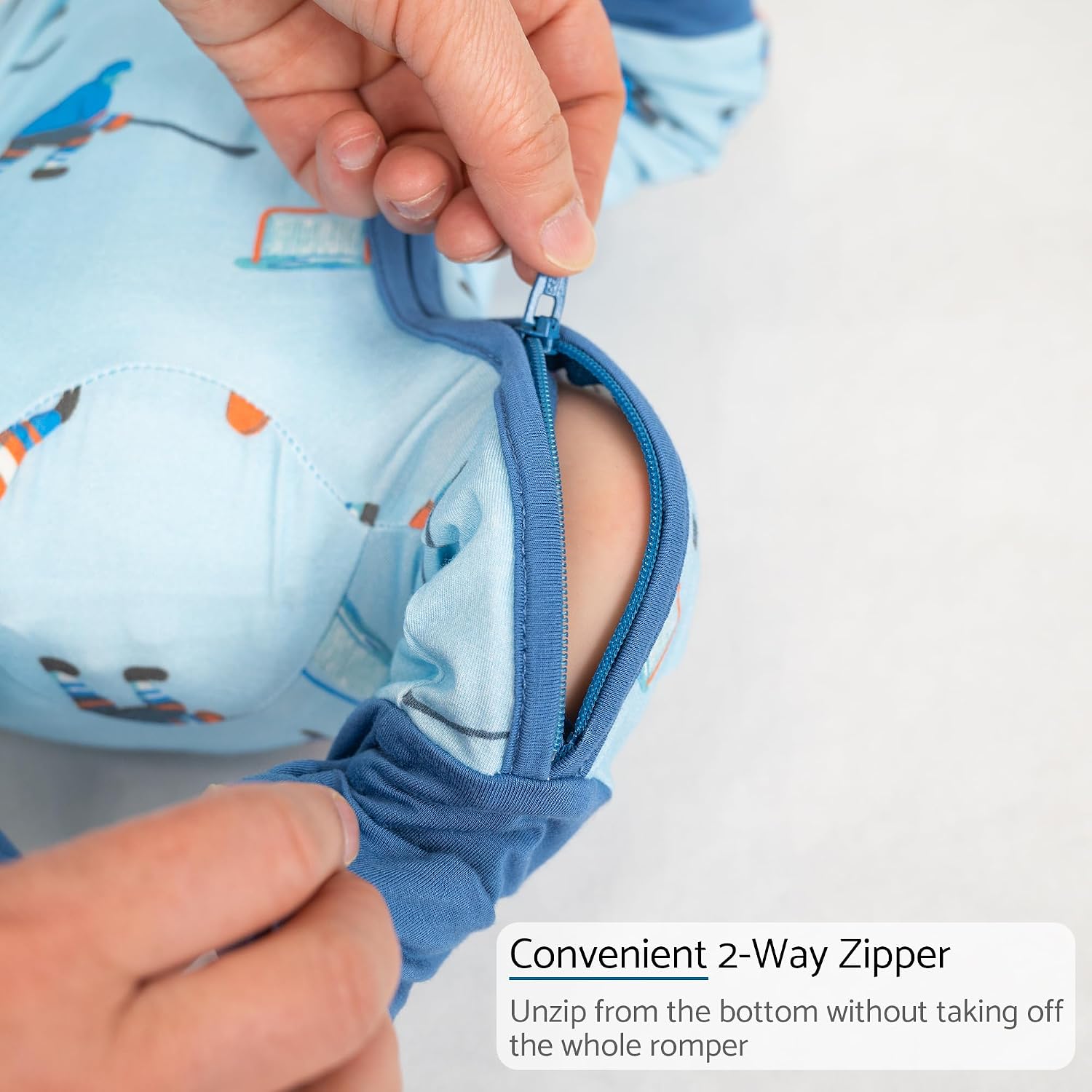 Detalle de LollyBanks Baby Pajamas in Bamboo Viscose