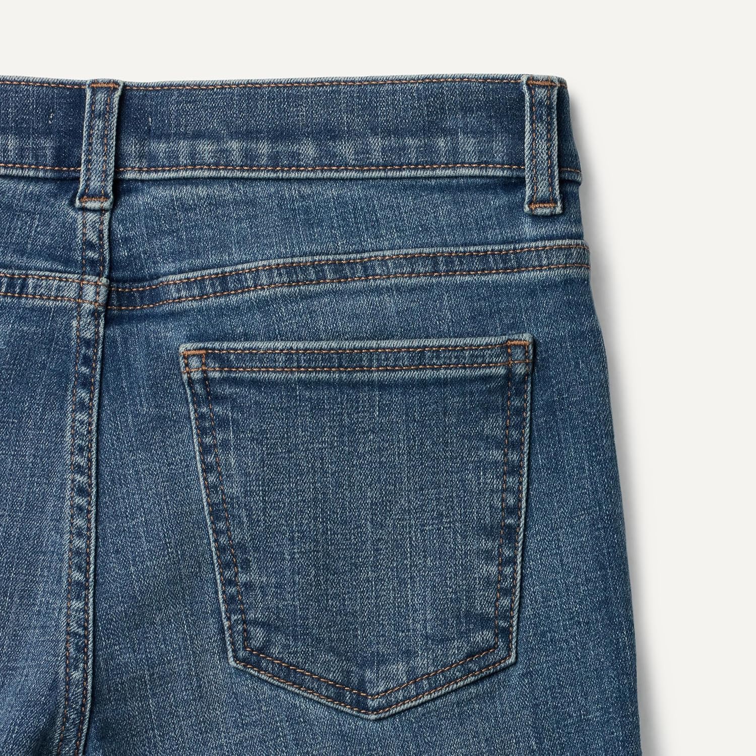 Detalle 2 de Amazon Essentials Boys’ High-Stretch Slim-Fit Jeans (5-Pocket)