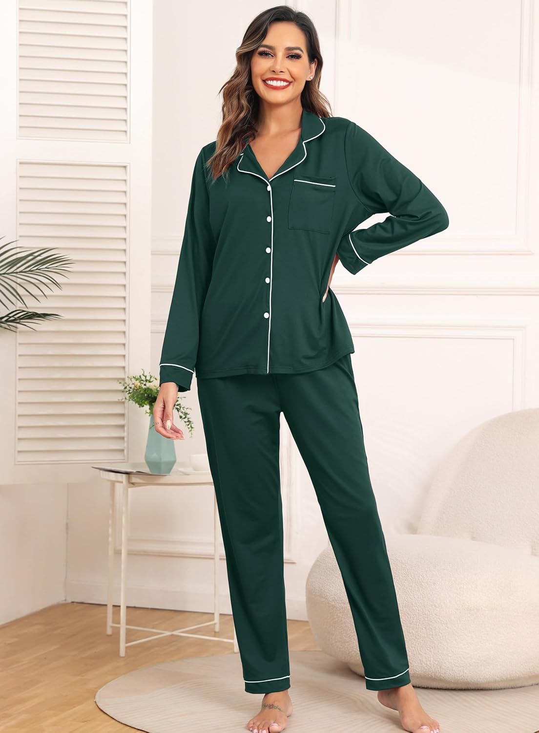 Detalle de Lovasy Women’s Classic Button-Down Pyjamas Set (Long-Sleeve Top & Full-Length Bottoms with Pockets)