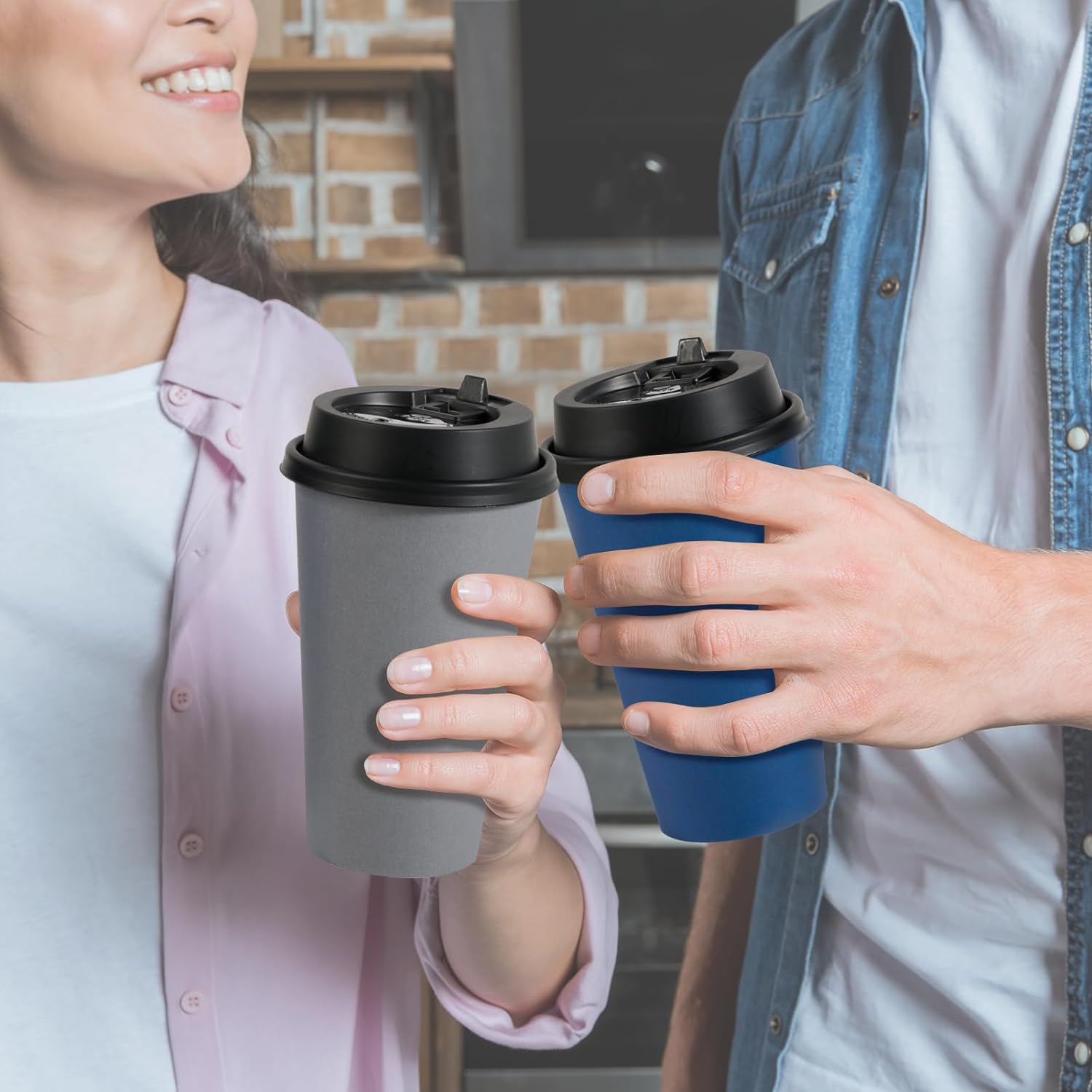 Detalle de LITOPAK 100-Pack 16 oz Disposable Paper Coffee Cups with Lids (Blue/Gray)