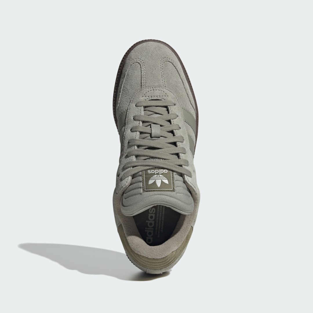 Detalle 2 de Zapatilla Samba XLG de Adidas: una opción casual para el día a día