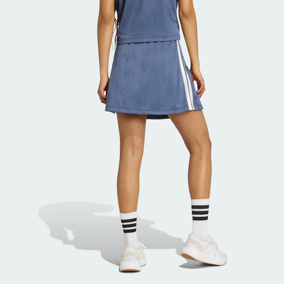 Detalle 2 de Adidas Minifalda con mallas cortas Stadium 3 bandas Tennis Inspired Jacquard en azul
