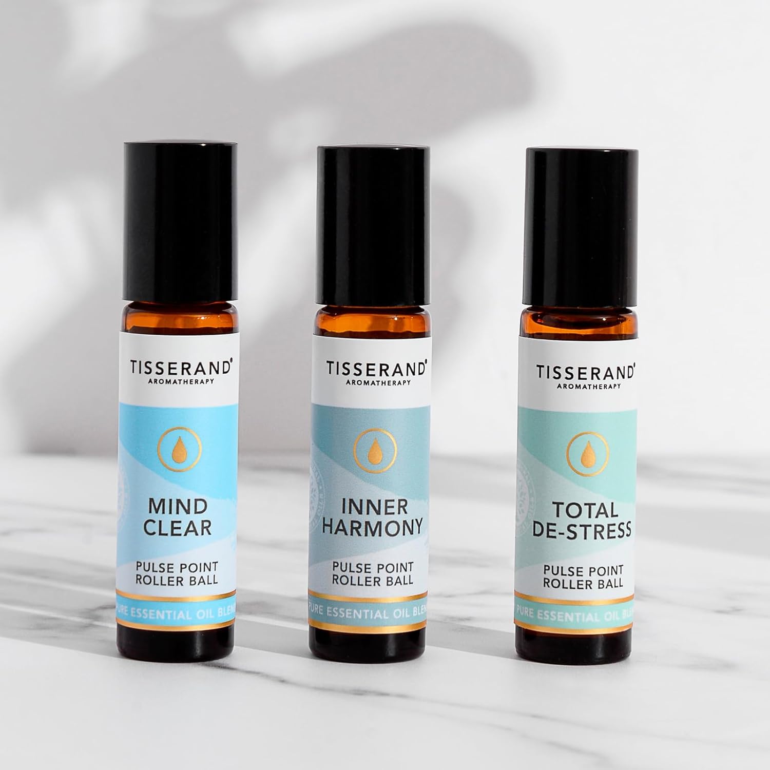Thumbnail 1 de Tisserand The Little Box of De-Stress: Mind Clear, Inner Harmony, Total De-Stress – 3x10ml
