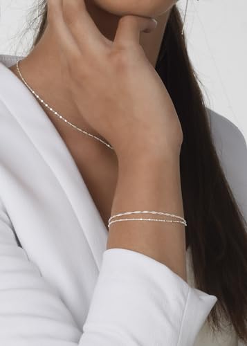 Detalle 2 de Annika Bella Double Stranded Sterling Silver Bracelet – Twirl & Satellite Chains