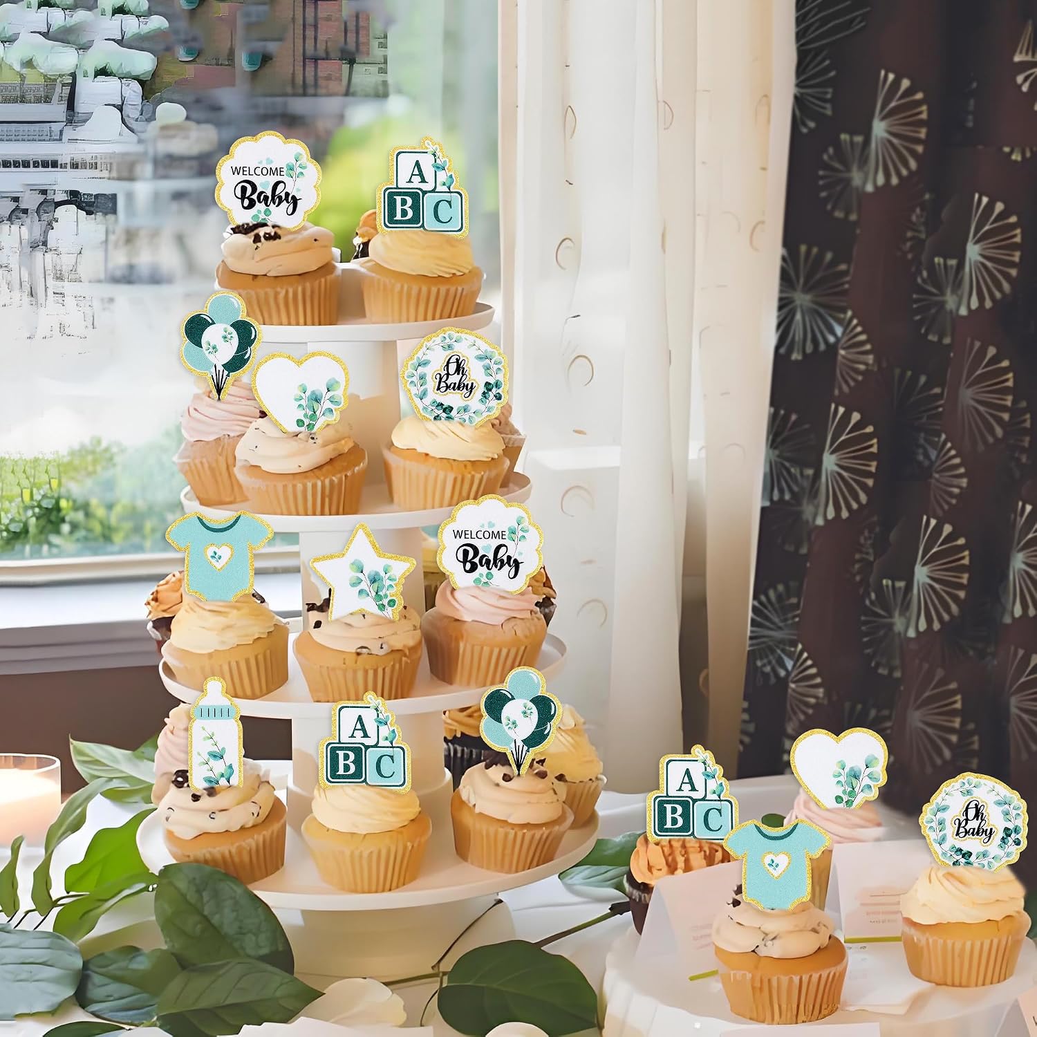 Detalle de Edible Greenery Cupcake Toppers, 48 Pieces