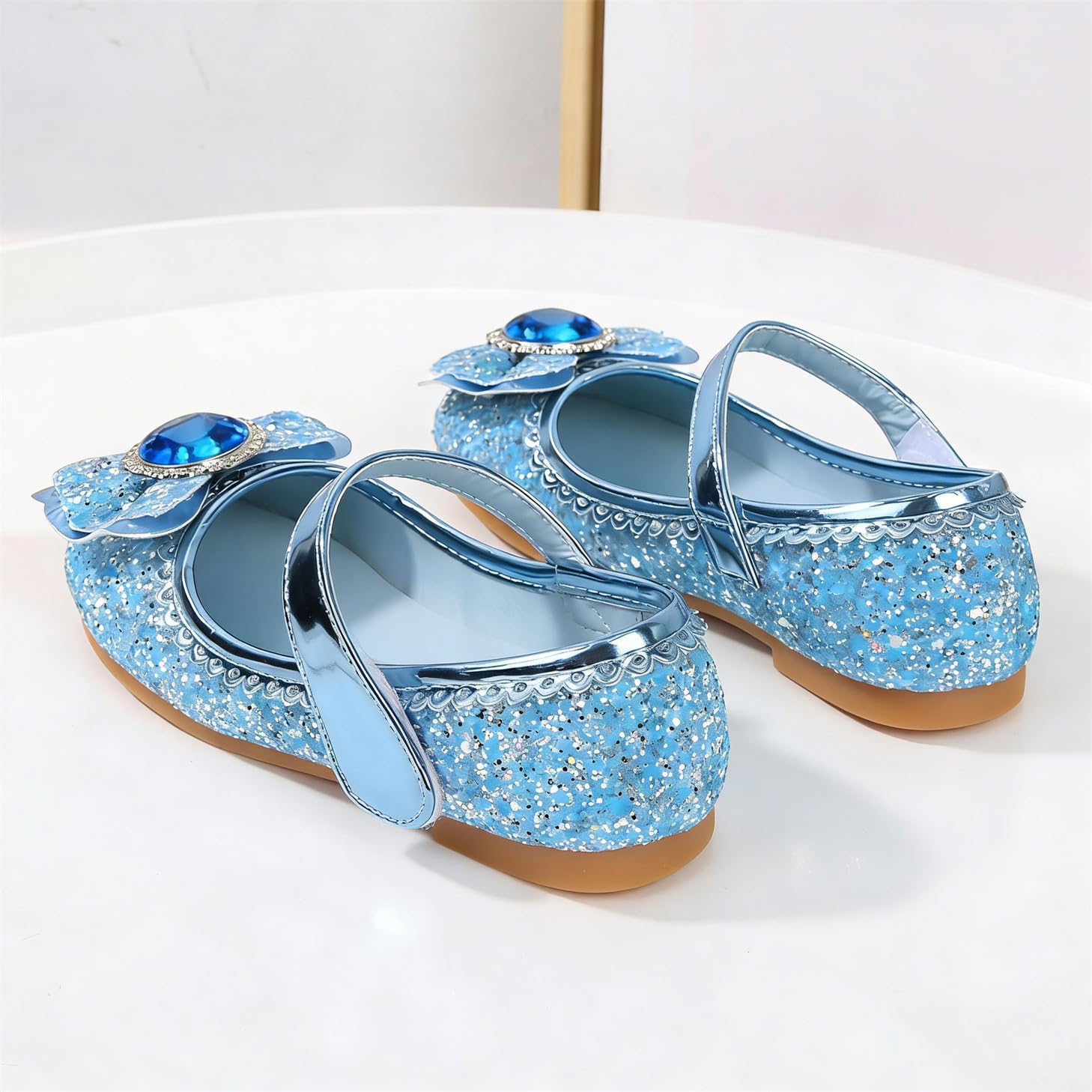 Detalle de FStory&Winyee Prinzessin Schuhe für Mädchen – Glitzernde Elsa-/Prinzessin-Optik, Klettverschluss, 1,5 cm Absatz