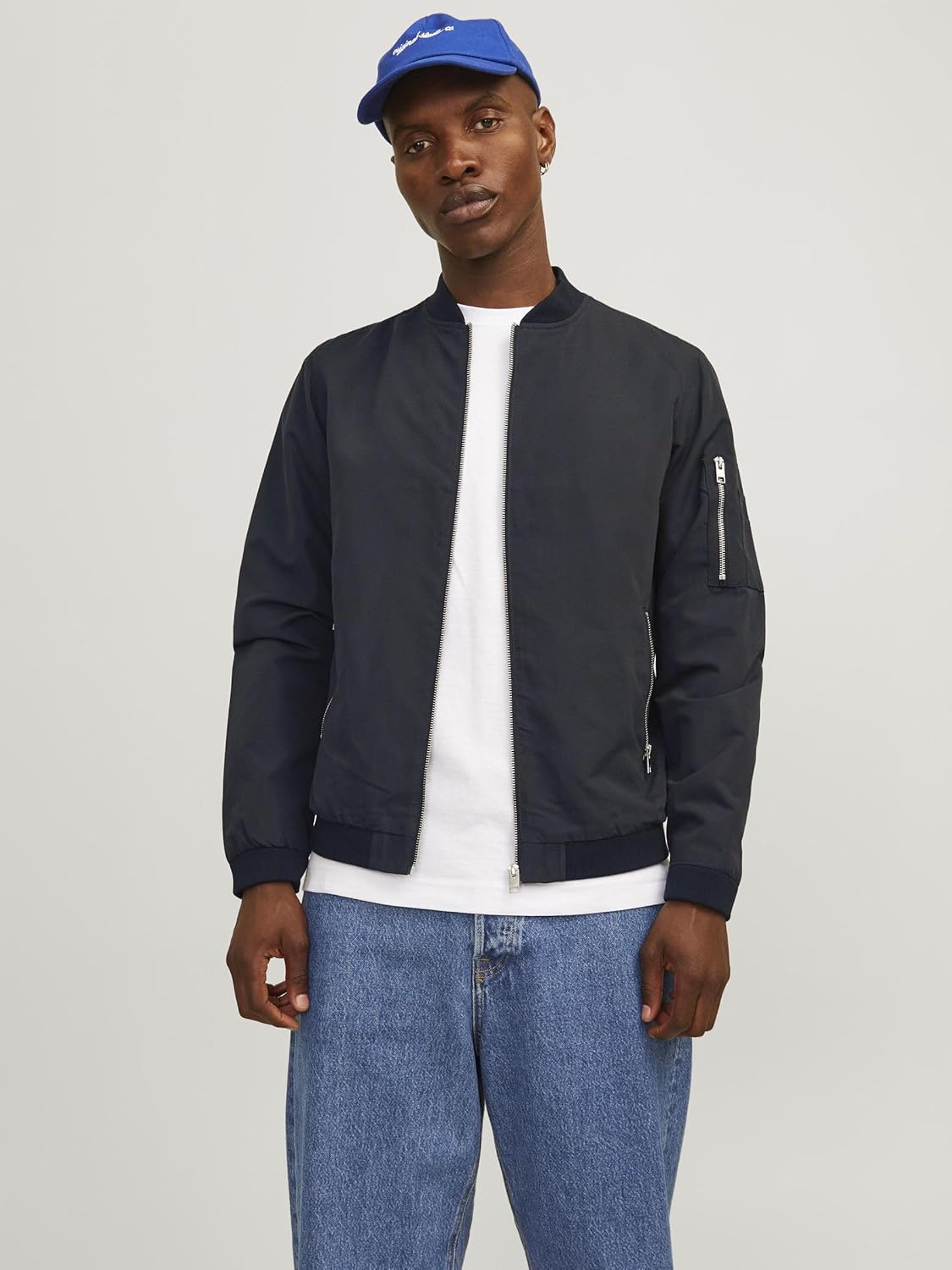 Thumbnail 1 de JACK & JONES Bomber Jacket Bomber Jacket: stile e versatilità per l’outdoor quotidiano
