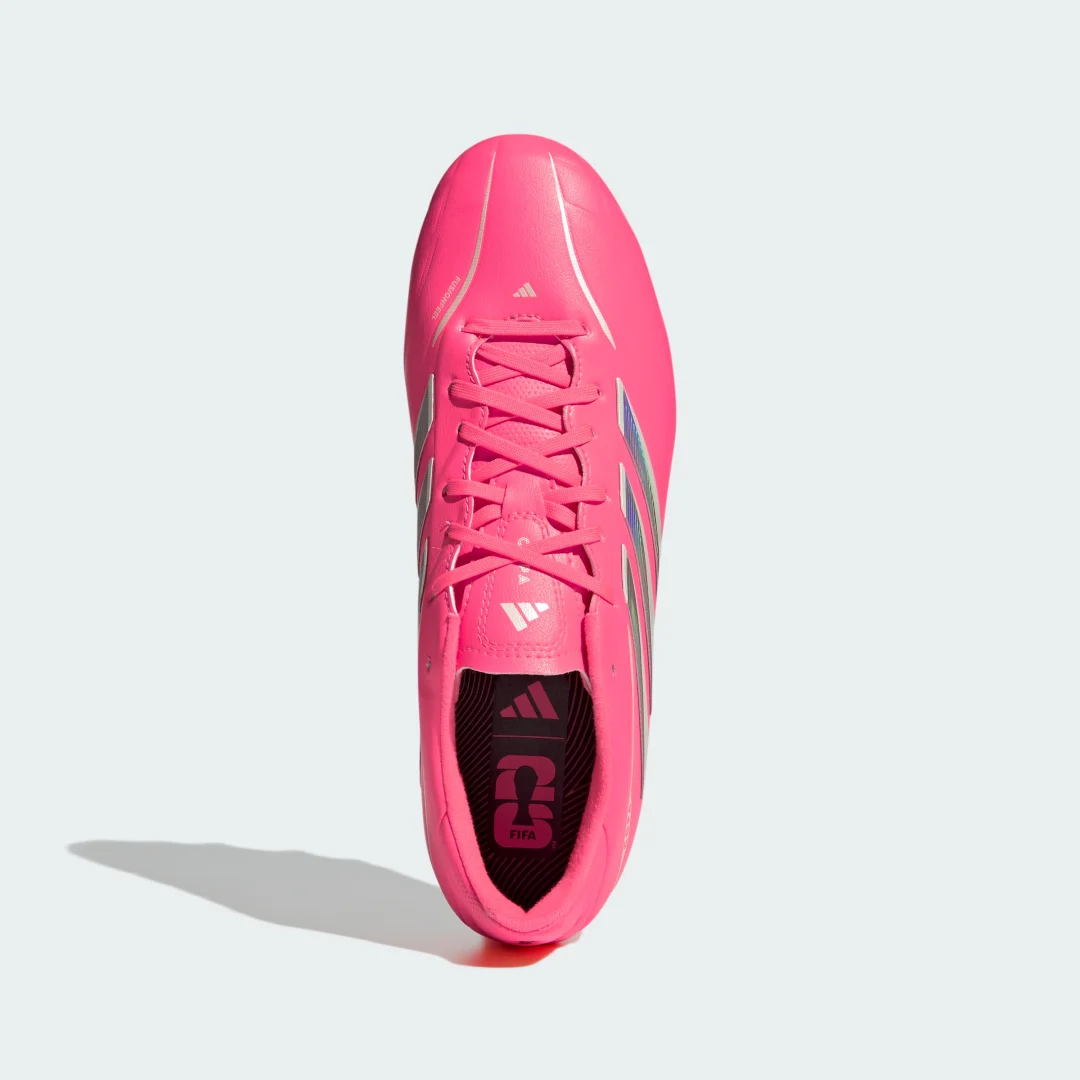 Detalle de Adidas Copa Pure IV League para césped natural seco – Rosa