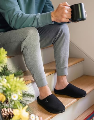 Detalle 2 de VeraCosy Men’s Two-Tone Memory Foam Slippers (Muted Black Grey), UK 9.5
