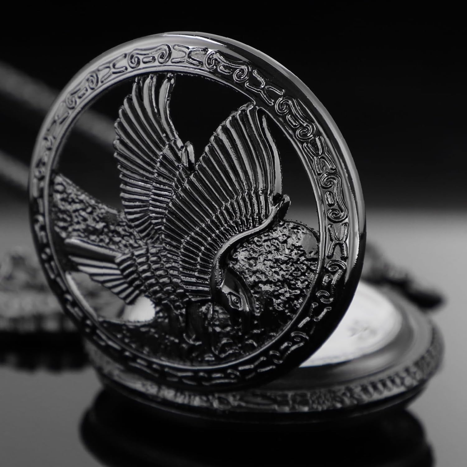Thumbnail 2 de Tiong Vintage Eagle Pattern Design Pocket Watch and Pendant – Classic Quartz with Chain (4.5 cm) For Men
