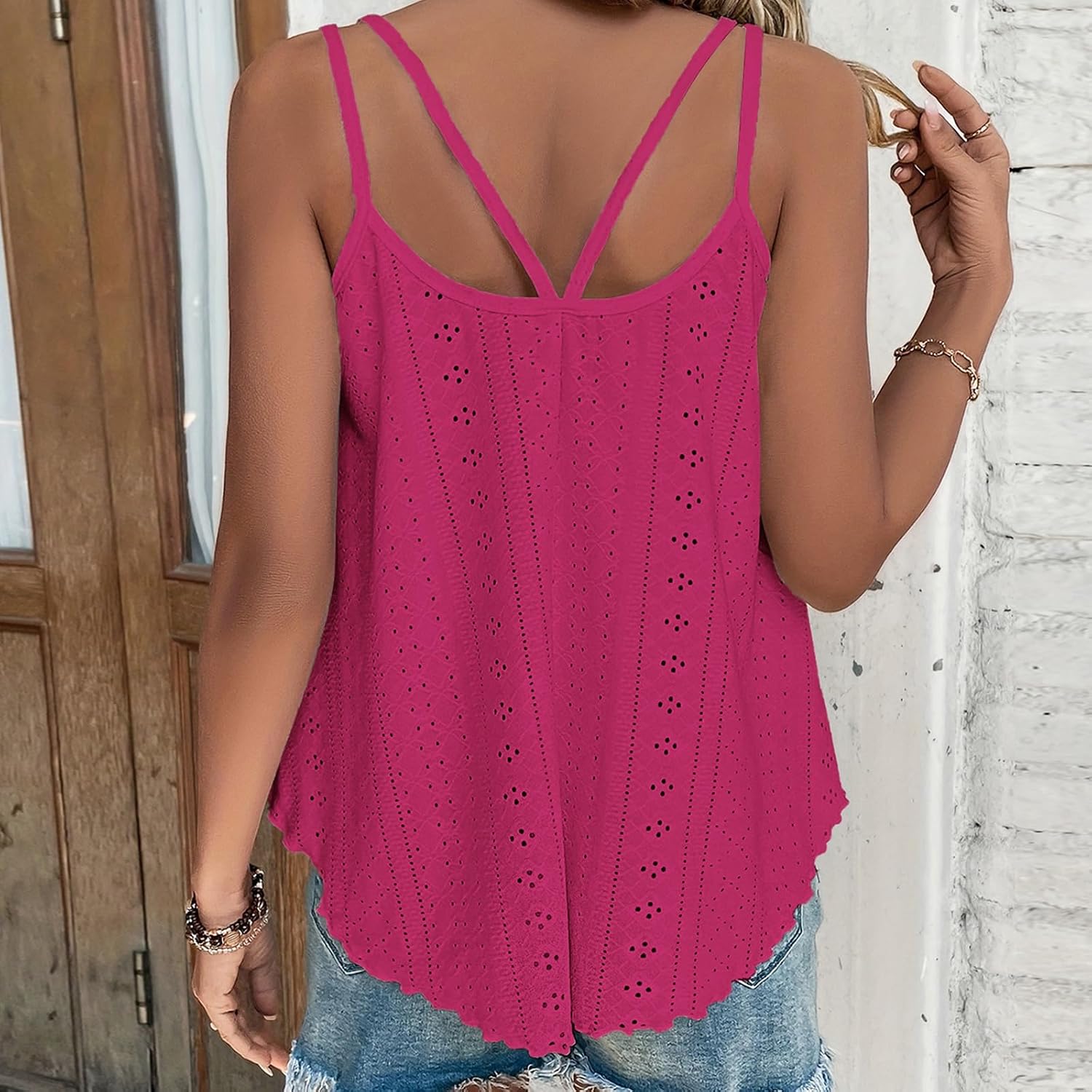 Detalle 2 de SEDEX Women's Loose Fit Tank Top: Everyday Summer Cami with Eyelet Embroidery